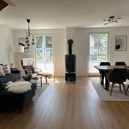 Fischerhuus Holiday home Zirchow